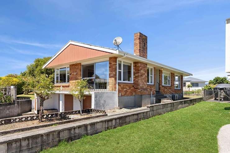 A three-bedroom home on George St sold last month for $565,000 as first-home buyers and investors consider buying in Matamata after being priced out in other areas. Photo / Supplied