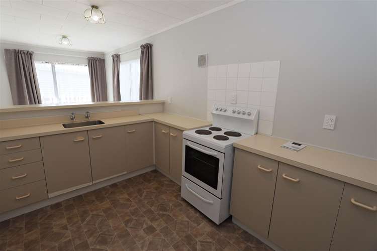 1 Mansfield Road Owhata_12