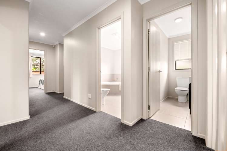 102 Barrington Drive Huntington_25