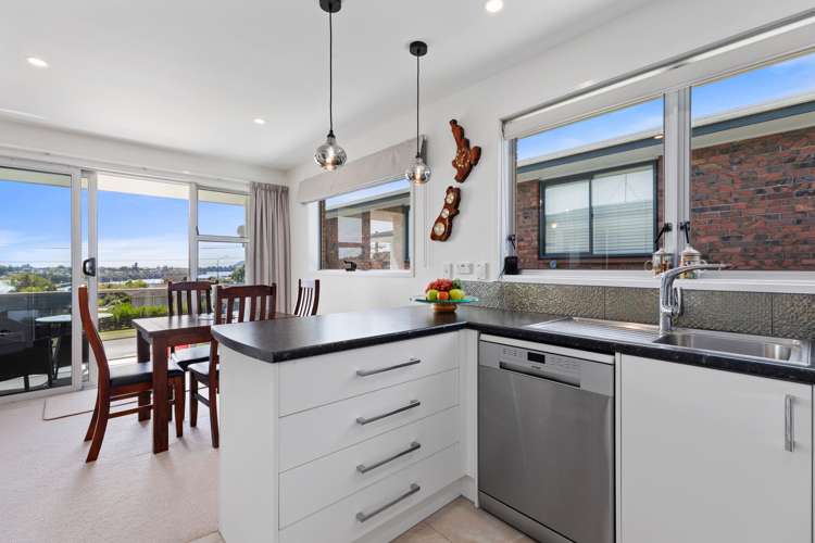 24 Wickham Place Hairini_11