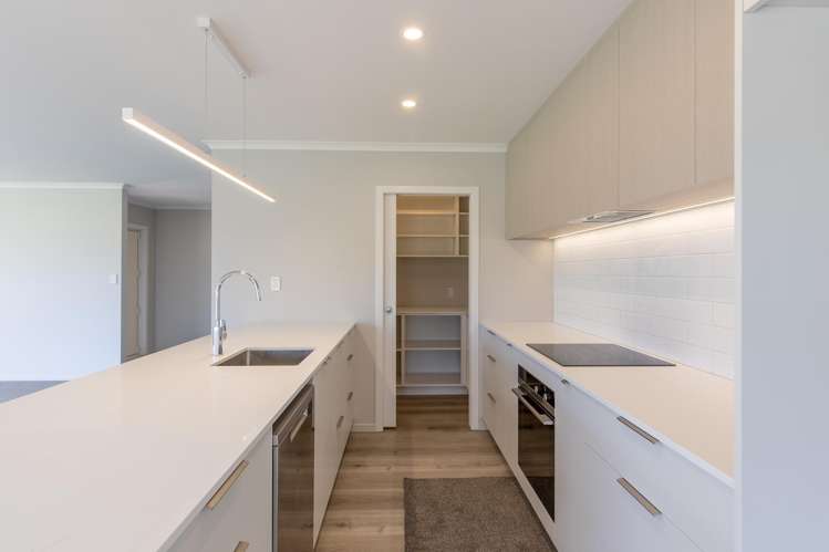 300 White Road Otane_11