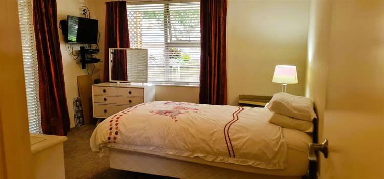 19 Hibiscus Avenue Cable Bay_8