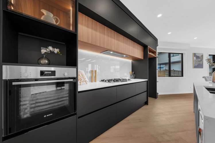 76b Koromeke Street Flat Bush_15