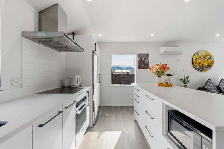 38 Bay View Road South Dunedin_14
