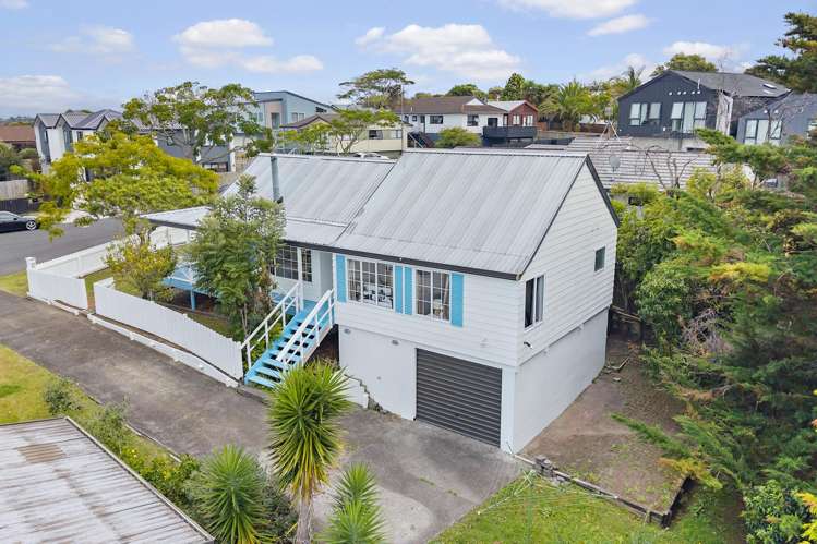 12 Coubray Place Botany Downs_0