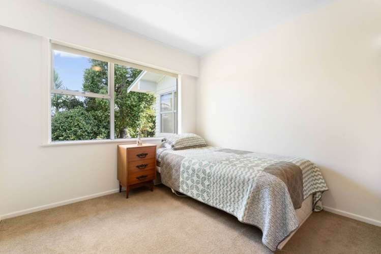 1/23 Holt Avenue Torbay_13