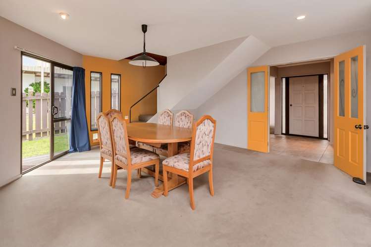 25 Raumati Crescent Onerahi_3