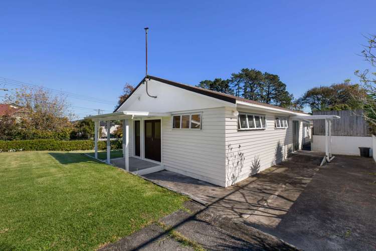6 Downer Street Helensville_5