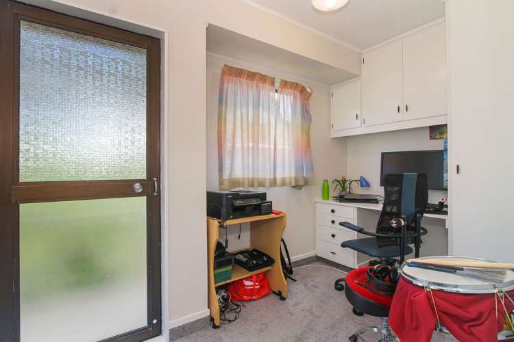 18a Gledstane Road Stanmore Bay_10