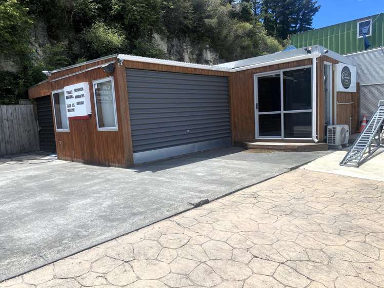 70 Corunna Bay Hospital Hill_3