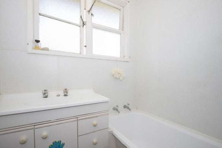 44 Ross Crescent Fairfield_15