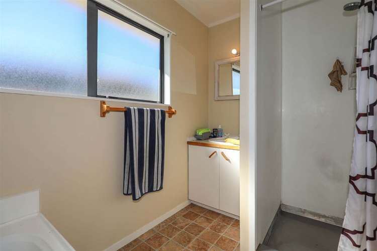 16 Dunlop Crescent Te Aroha_10