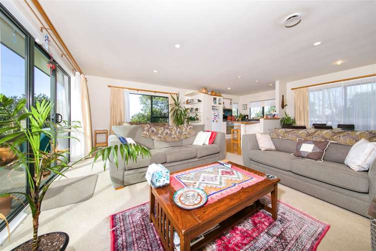 2a Rickards Place New Lynn_10