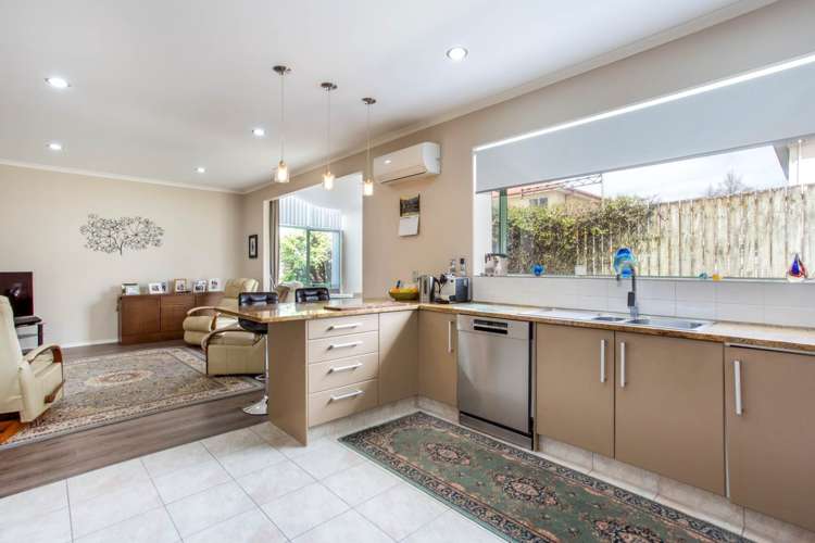 15 Te Hoe Grove Pinehill_7