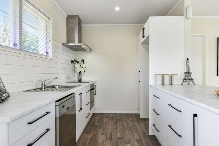 24 Bremworth Avenue Dinsdale_16