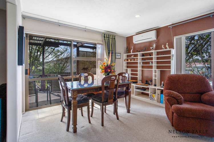 12 Muirfield Street Wattle Downs_4