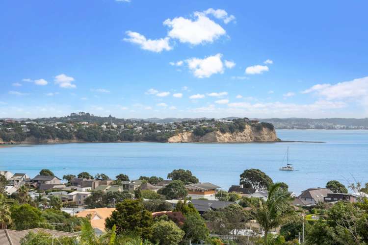 961 Whangaparaoa Road Manly_2