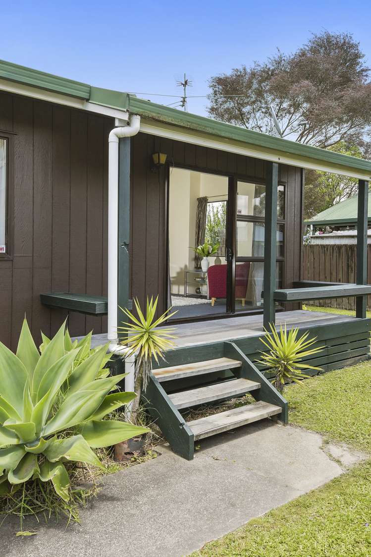 2/15 Forest Hill Road Henderson_5