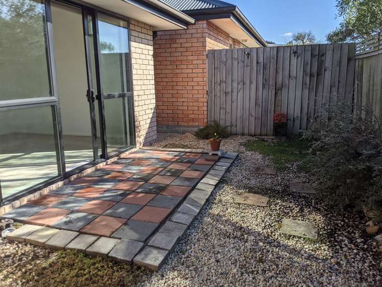 4/149 Pages Road Wainoni_1