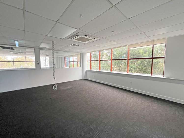 Level 2/22 Amersham Way Manukau_3