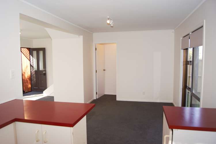 2/49 Eastglen Road Glen Eden_7