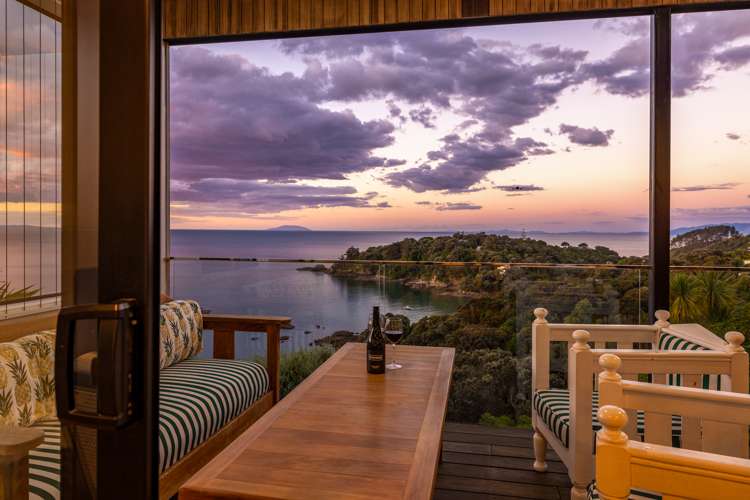 67 Queens Drive Oneroa_2