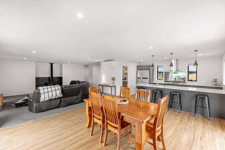 2 Hunter Lane Amberley_16