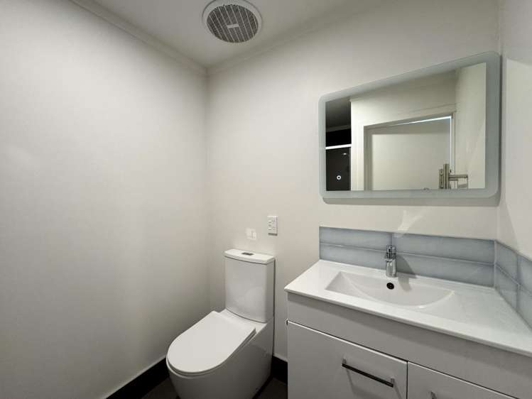2/42 Saint Benedicts Street Eden Terrace_8