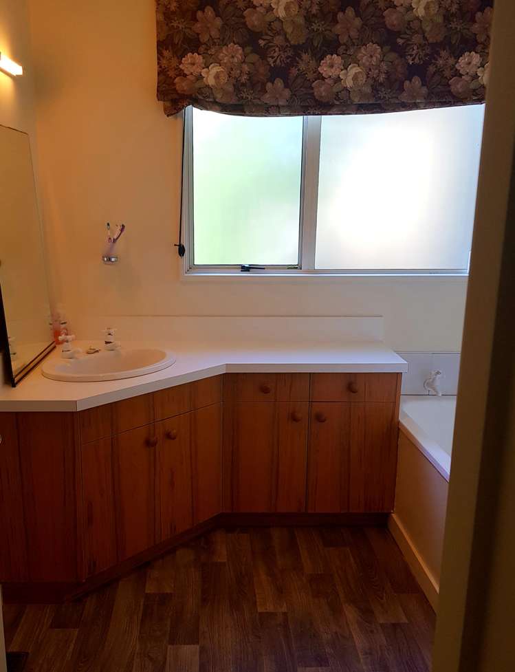 13 Tutoko Lane Te Anau_15