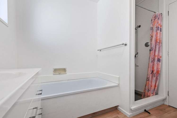 2/9 Bonar Place Woolston_11