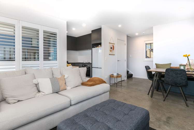 38 Astelia Way Woodridge_8