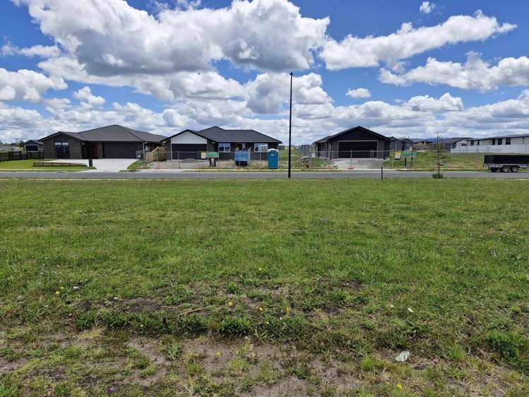 19 Te Taniwha Road One Tree Point_6