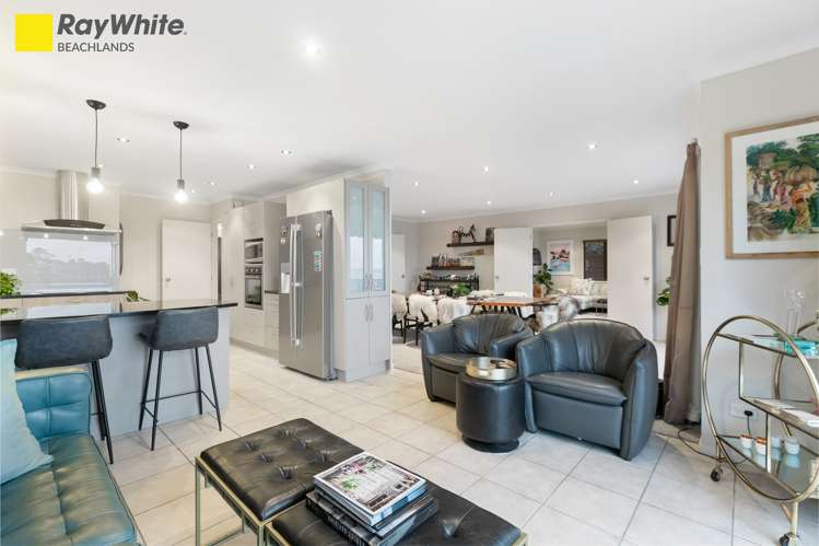 11 Tui Brae Beachlands_9