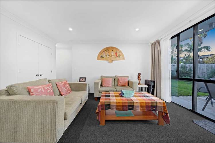 29 Broadfield Street Massey_10