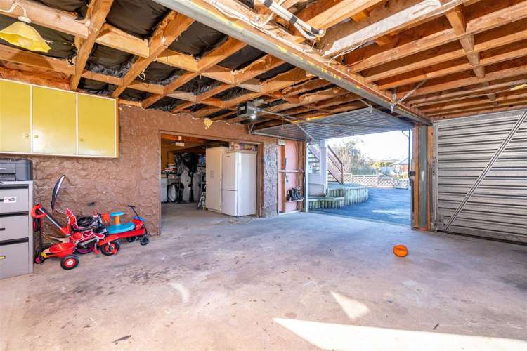 37 Waldron Crescent Green Island_14