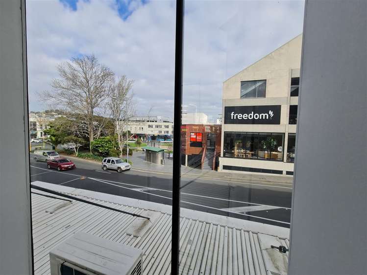 88 Broadway Newmarket_5