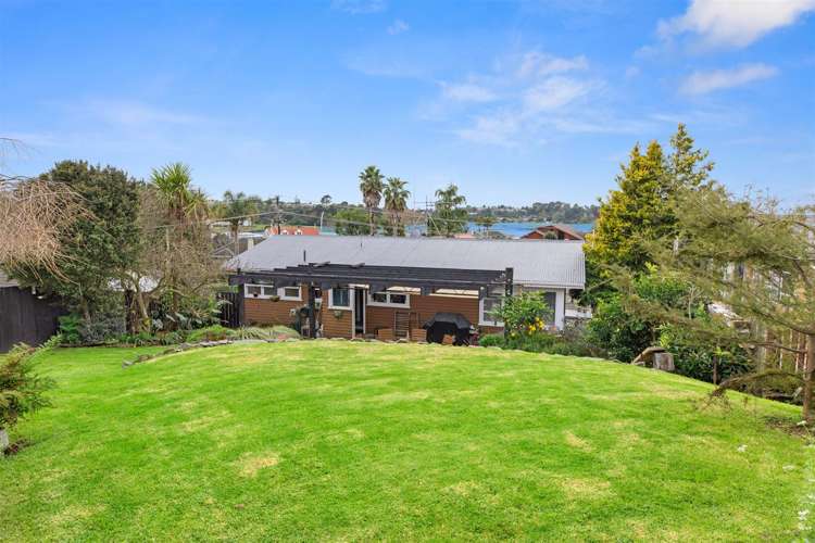 142 Welcome Bay Road Welcome Bay_4