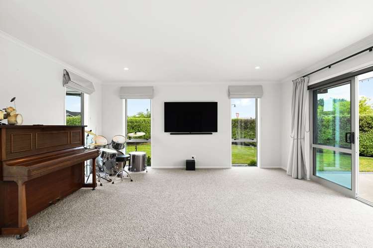 45 Plescher Crescent Cambridge_11