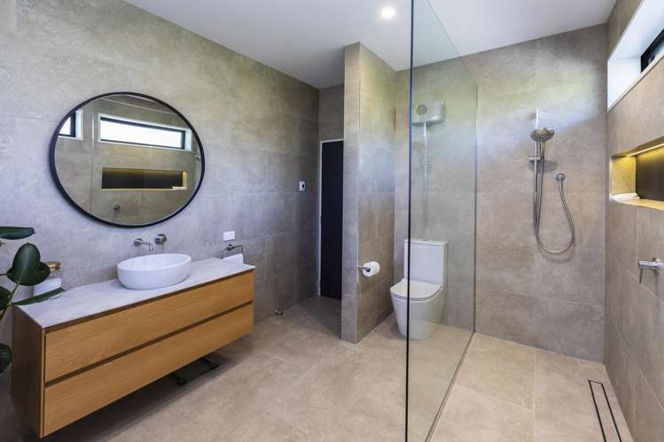 9 Hewers Lane Kennedys Bush_19