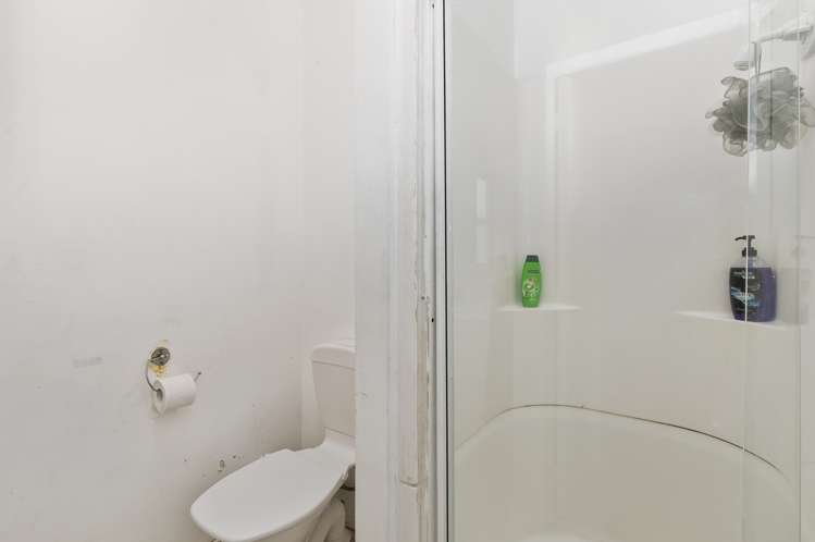 4 Oaklands Grove Clouston Park_10