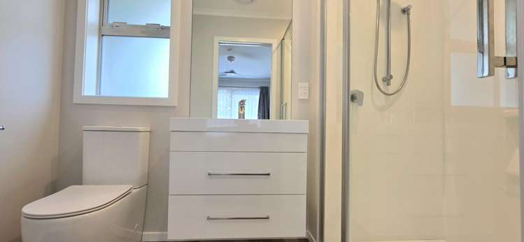 50 Bredins Line Marton_4