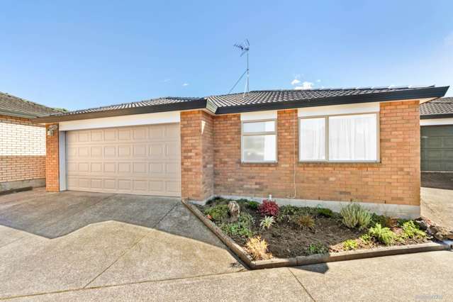 1B Charlenne Close Ranui_2