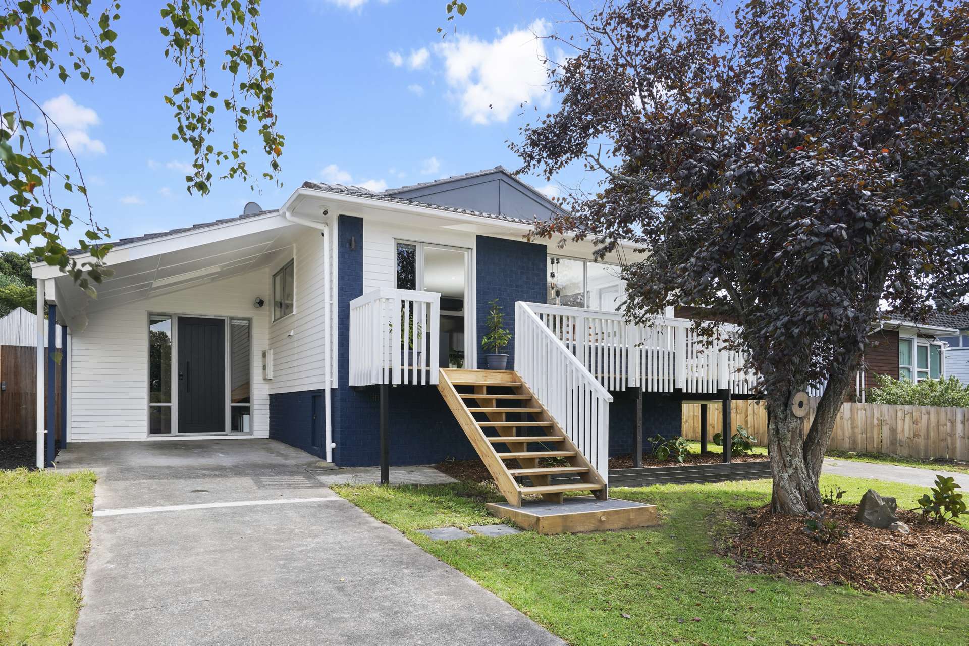 25 Finlow Drive Te Atatu South_0