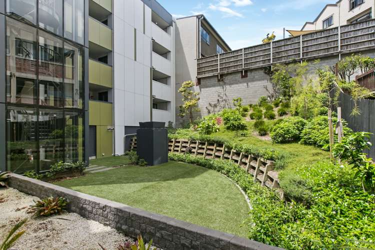 26/8 Basque Road Eden Terrace_18