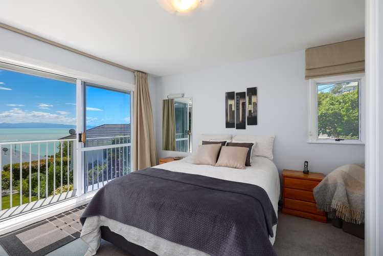 17 Moncrieff Avenue Britannia Heights_13