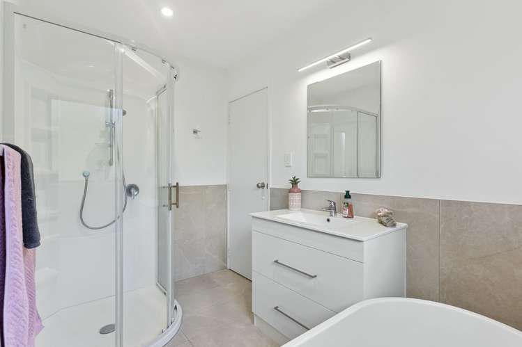 29A Lancaster Road Beach Haven_10