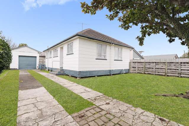 16 & 16a Station Road Te Puke_3