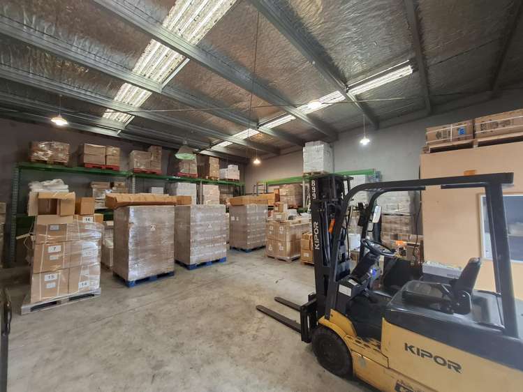 2/3 Brick Street Henderson_2