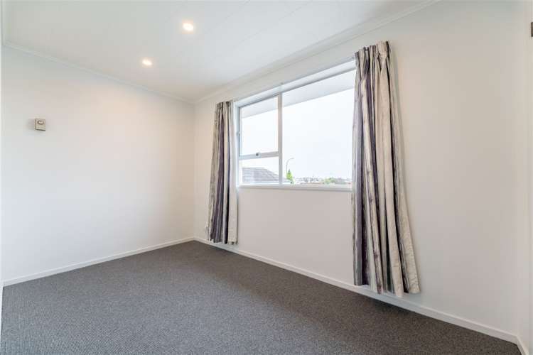 48 Le Cren Street Seaview_9