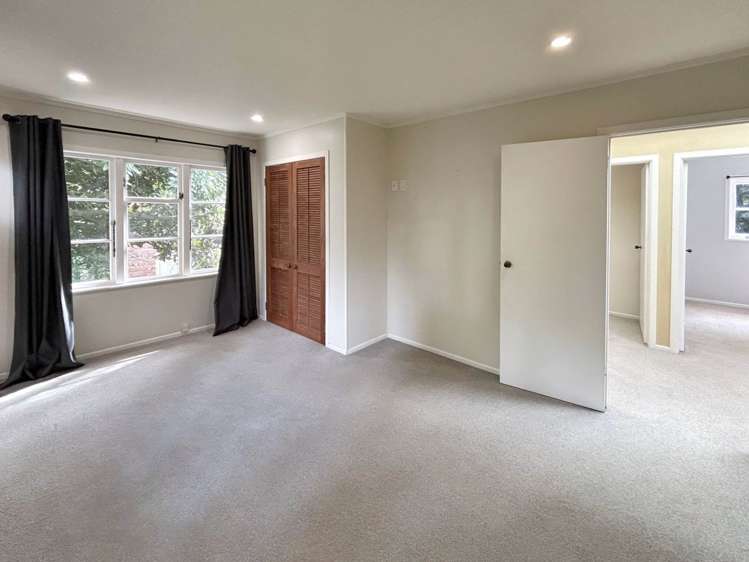 182 Woodlands Park Road Titirangi_17